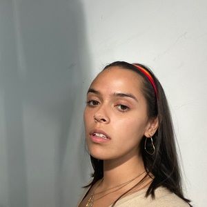 Meet your Posher, Anabel